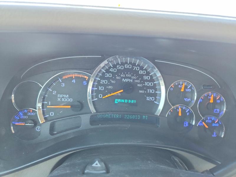 2004 Chevrolet Silverado მანქანა იყიდება აუქციონზე, vin: 1GCHK231X4F150004, აუქციონის ნომერი: 63406736