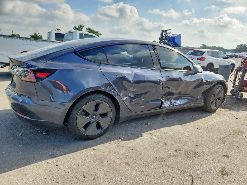 61616146 :رقم المزاد ، 5YJ3E1EA6MF096195 vin ، 2021 Tesla Model 3 مزاد بيع