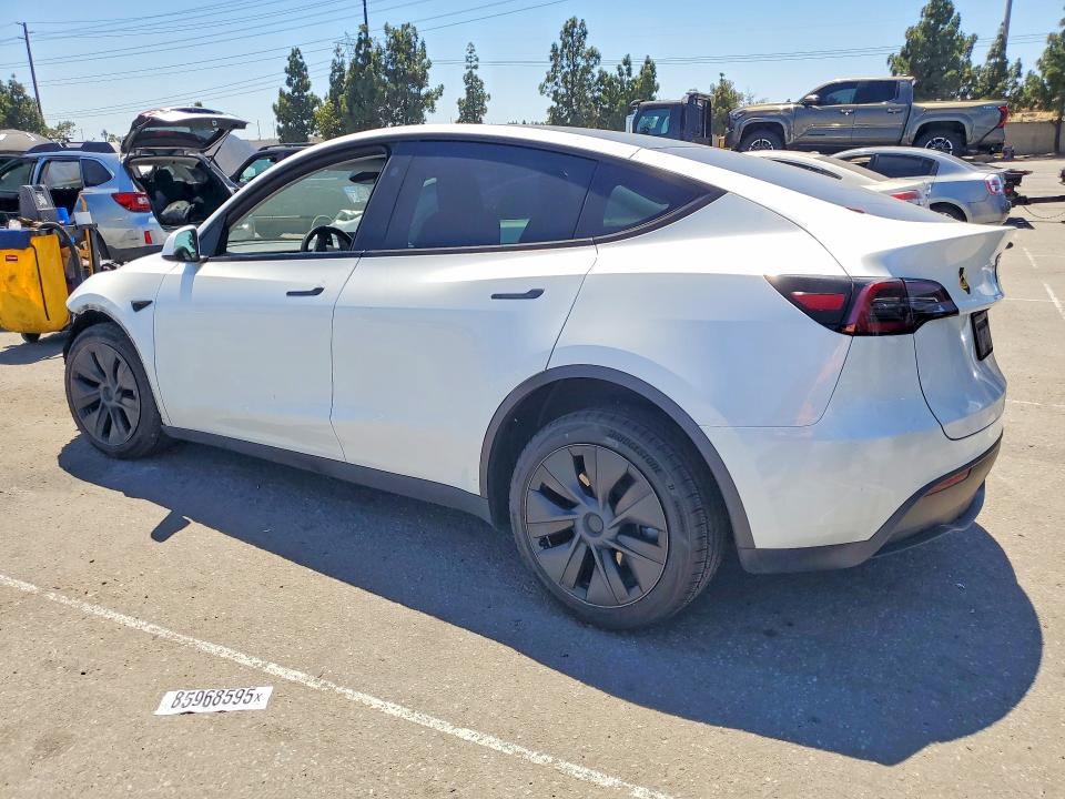 2024 Tesla Model Y მანქანა იყიდება აუქციონზე, vin: 7SAYGDED4RF196608, აუქციონის ნომერი: 60297436