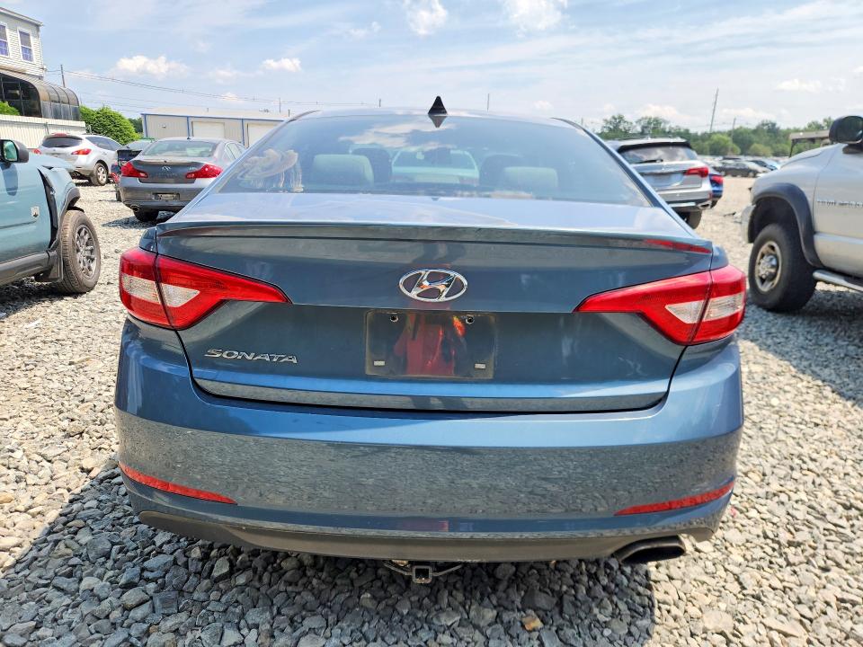 61303276 :رقم المزاد ، 5NPE24AF3FH061641 vin ، 2015 Hyundai Sonata مزاد بيع