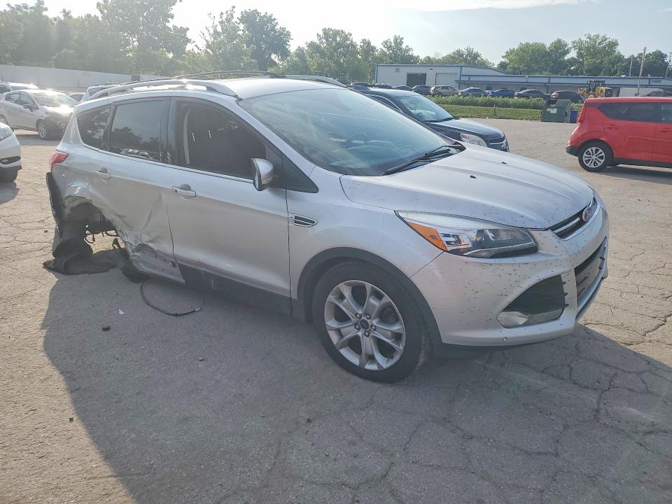 Продаж на аукціоні авто 2016 Ford Escape, vin: 1FMCU9J90GUC26766, номер лоту: 62063316