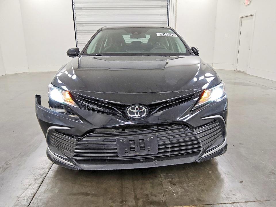 59105576 :رقم المزاد ، 4T1C11AK4RU869489 vin ، 2024 Toyota Camry مزاد بيع
