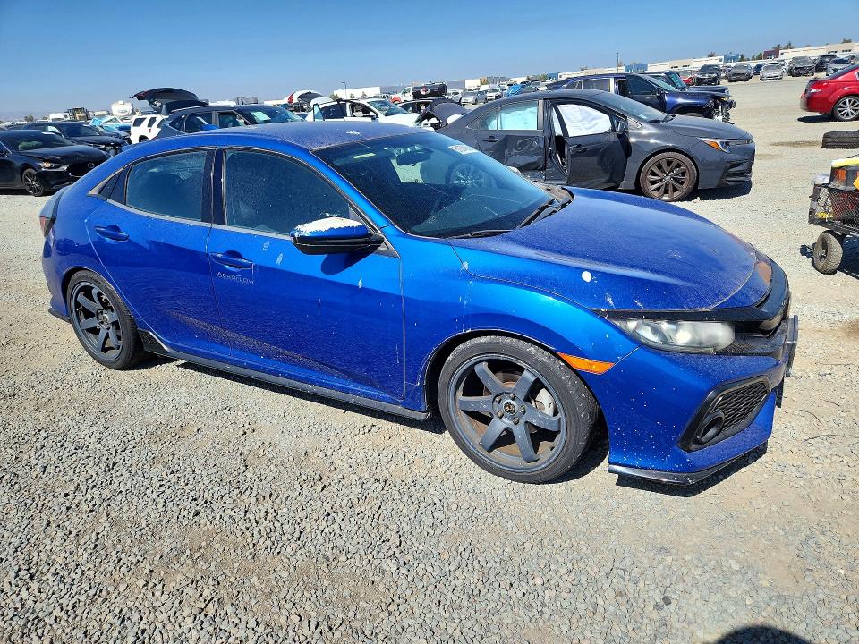 61374366 :رقم المزاد ، SHHFK7H41HU403565 vin ، 2017 Honda Civic مزاد بيع