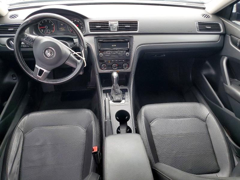 60816876 :رقم المزاد ، 1VWAT7A30FC048941 vin ، 2015 Volkswagen Passat مزاد بيع