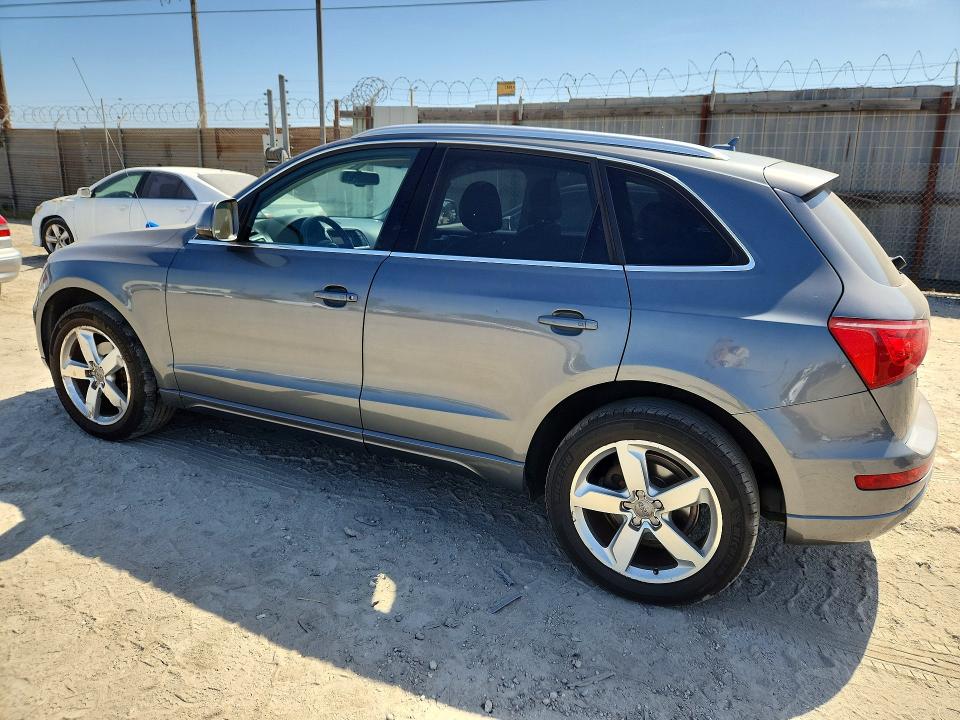 2012 Audi Q5 მანქანა იყიდება აუქციონზე, vin: WA1LFAFP8CA118828, აუქციონის ნომერი: 62342016