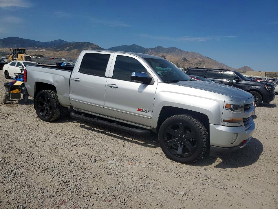 Aukcja sprzedaży 2017 Chevrolet Silverado, vin: 3GCUKREH5HG402151, numer aukcji: 61206976