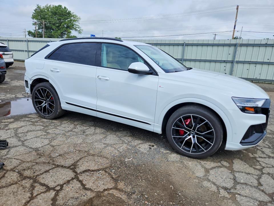 Продажа на аукционе авто 2021 Audi Q8, vin: WA1FVAF18MD007014, номер лота: 60809316