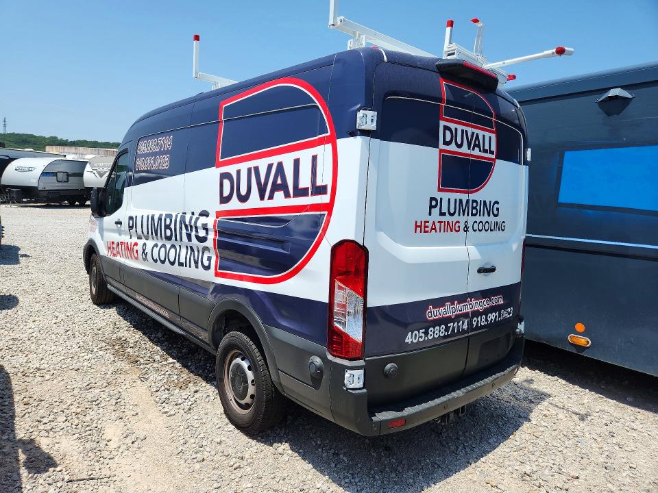 63390176 :رقم المزاد ، 1FTBR1C8XTKA44439 vin ، 2026 Ford Transit مزاد بيع