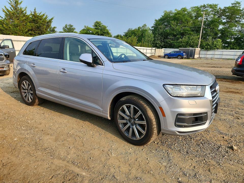 2019 Audi Q7 მანქანა იყიდება აუქციონზე, vin: WA1AAAF73KD046150, აუქციონის ნომერი: 62201666