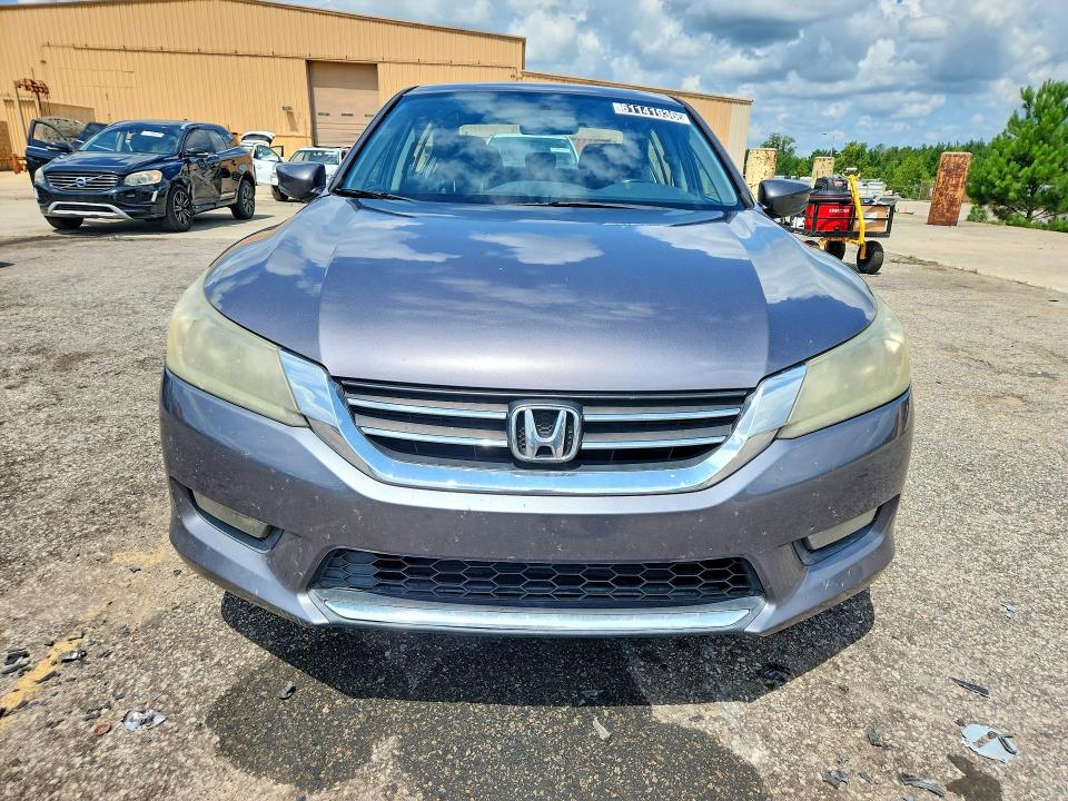 Продажа на аукционе авто 2014 Honda Accord, vin: 1HGCR2F52EA277611, номер лота: 61141936