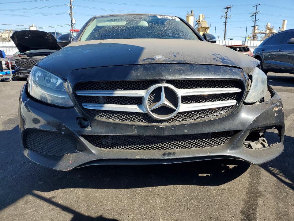 2017 Mercedes-benz C მანქანა იყიდება აუქციონზე, vin: 55SWF4HB6HU221278, აუქციონის ნომერი: 63624896