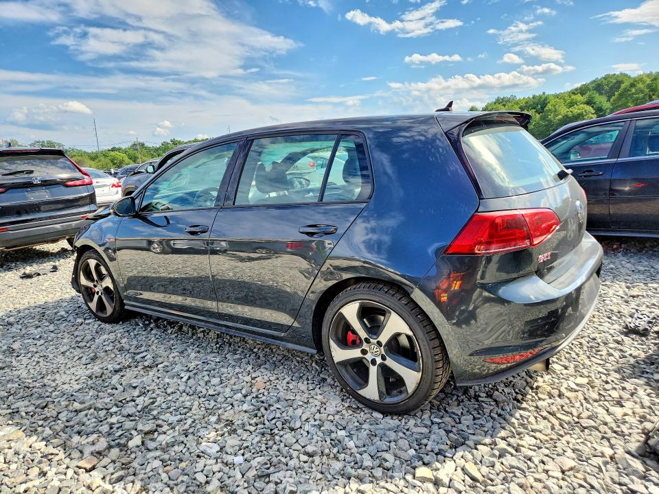 60530976 :رقم المزاد ، 3VW447AU7HM018744 vin ، 2017 Volkswagen Gti مزاد بيع