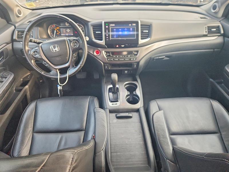 Продаж на аукціоні авто 2016 Honda Pilot, vin: 5FNYF6H50GB008700, номер лоту: 61557856