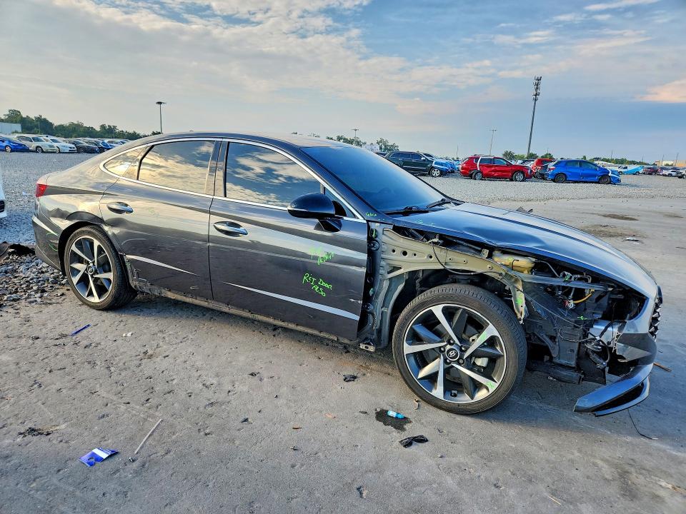 61532186 :رقم المزاد ، 5NPEJ4J20MH117743 vin ، 2021 Hyundai Sonata مزاد بيع