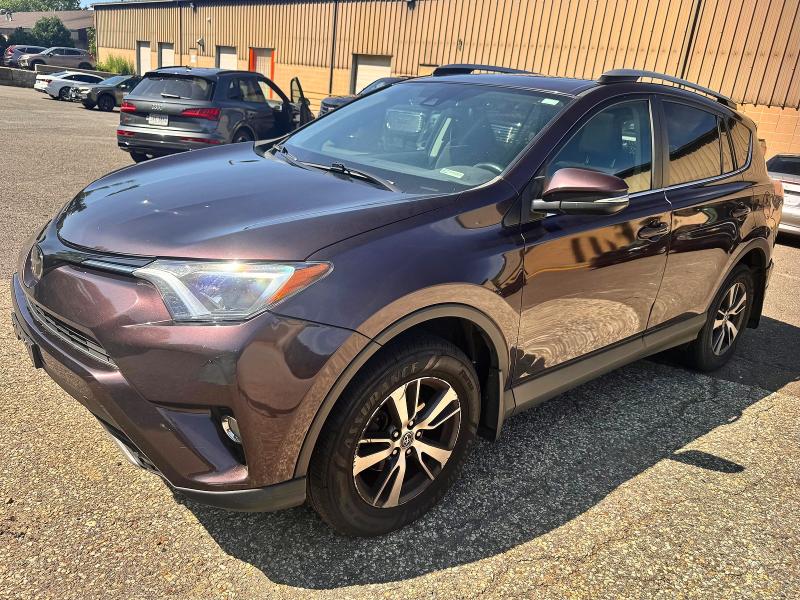 Продаж на аукціоні авто 2017 Toyota Rav4, vin: 2T3RFREV5HW659357, номер лоту: 62839156