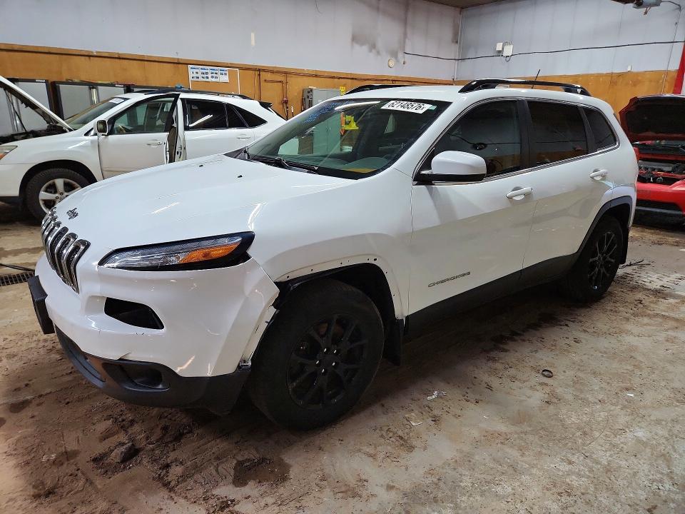 62148576 :رقم المزاد ، 1C4PJMCS8EW184110 vin ، 2014 Jeep Cherokee مزاد بيع