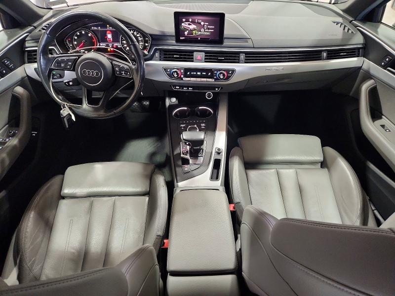 Продажа на аукционе авто 2019 Audi A4, vin: WAUDNAF43KA115463, номер лота: 60995306