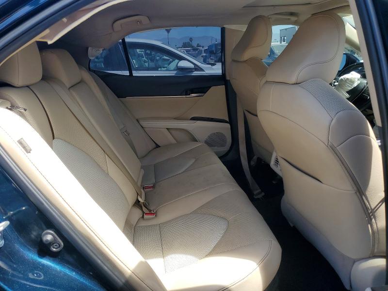 61028866 :رقم المزاد ، 4T1F31AK3LU010490 vin ، 2020 Toyota Camry مزاد بيع