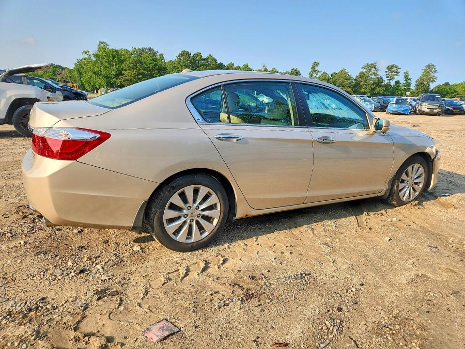 2014 Honda Accord მანქანა იყიდება აუქციონზე, vin: 1HGCR2F81EA054700, აუქციონის ნომერი: 63045916