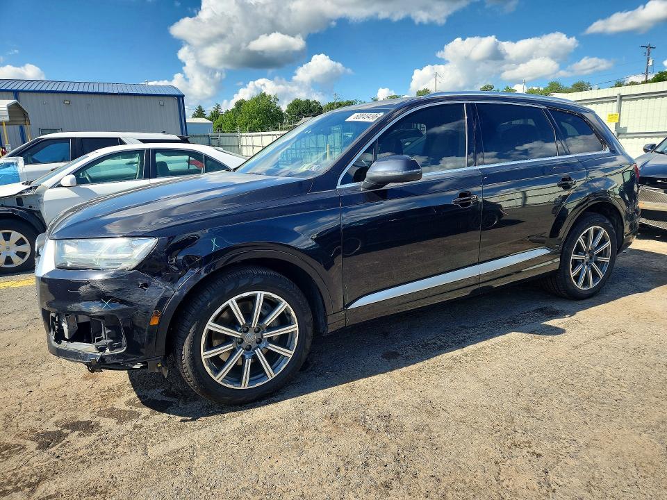 Продажа на аукционе авто 2017 Audi Q7, vin: WA1LHAF79HD043153, номер лота: 60049496