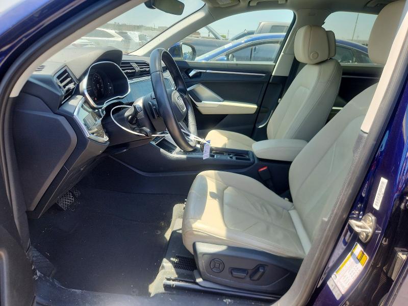 63486276 :رقم المزاد ، WA1EECF39M1098949 vin ، 2021 Audi Q3 مزاد بيع
