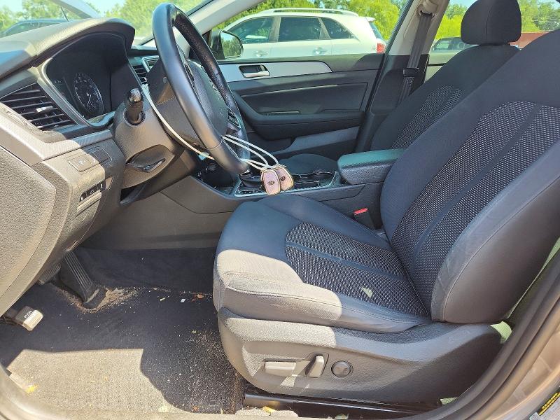60981306 :رقم المزاد ، 5NPE34AF7JH685027 vin ، 2018 Hyundai Sonata مزاد بيع