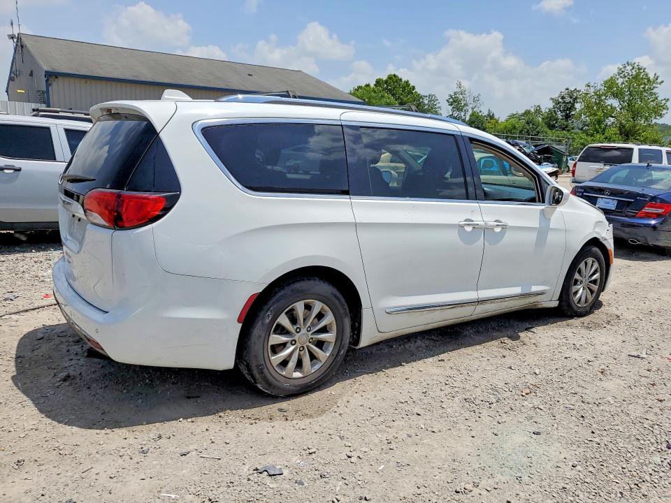 2019 Chrysler Pacifica მანქანა იყიდება აუქციონზე, vin: 2C4RC1BG6KR581446, აუქციონის ნომერი: 59150336