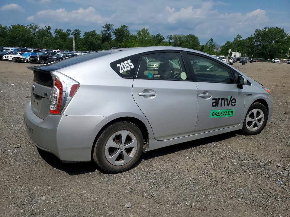 60681806 :رقم المزاد ، JTDKN3DU3E0362145 vin ، 2014 Toyota Prius مزاد بيع