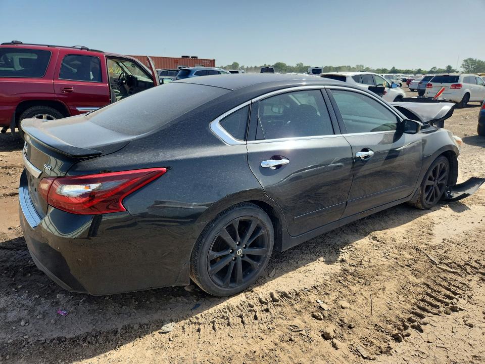 59218756 :رقم المزاد ، 1N4AL3AP3HC241365 vin ، 2017 Nissan Altima مزاد بيع