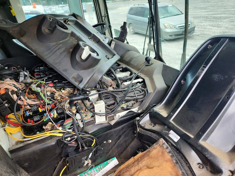 2015 Mack Mru613 მანქანა იყიდება აუქციონზე, vin: 1M2AV02CXFM012246, აუქციონის ნომერი: 59588546