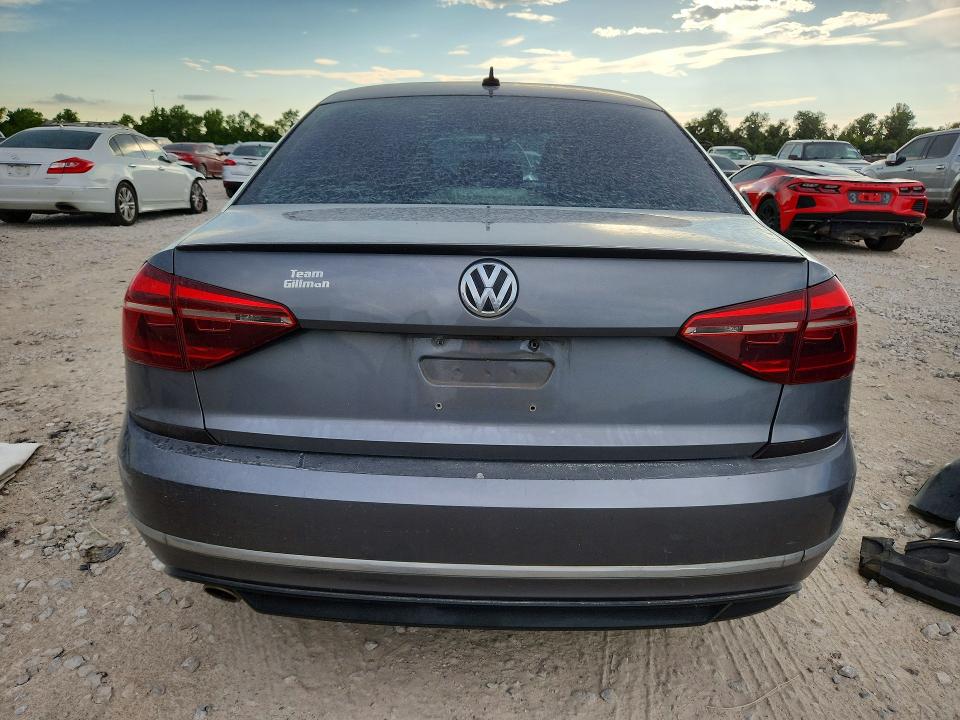 Продажа на аукционе авто 2018 Volkswagen Passat, vin: 1VWAA7A30JC029658, номер лота: 60027376