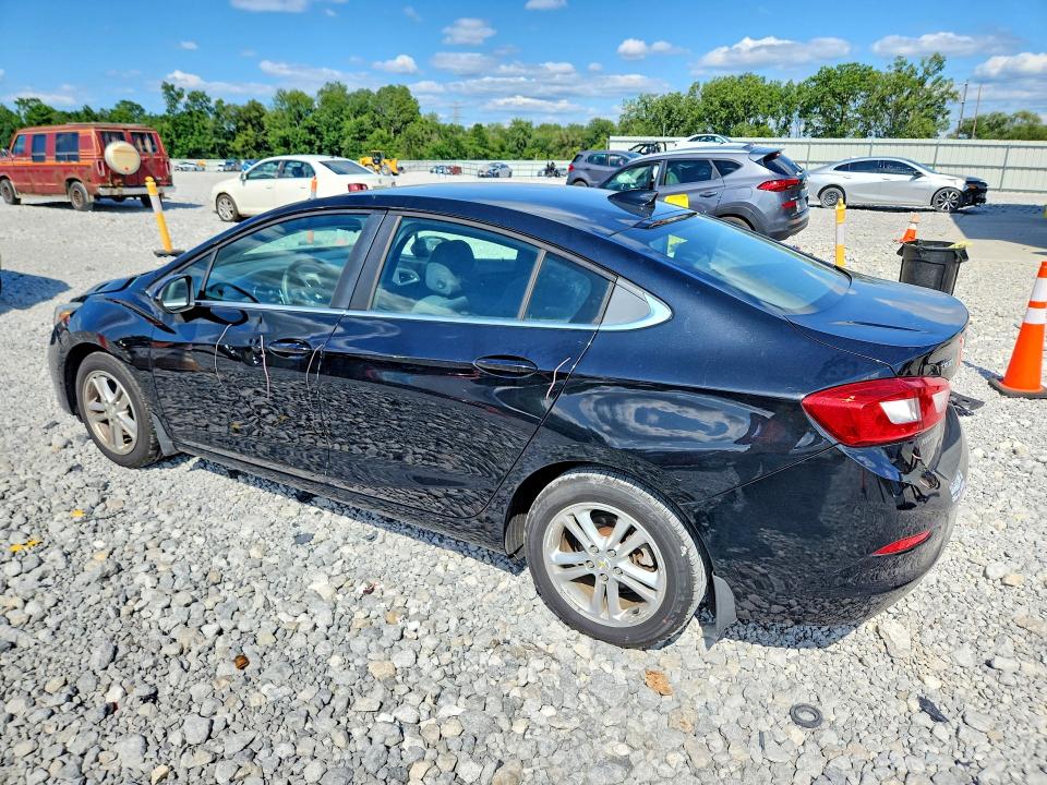 2018 Chevrolet Cruze მანქანა იყიდება აუქციონზე, vin: 1G1BE5SM5J7103715, აუქციონის ნომერი: 62942306