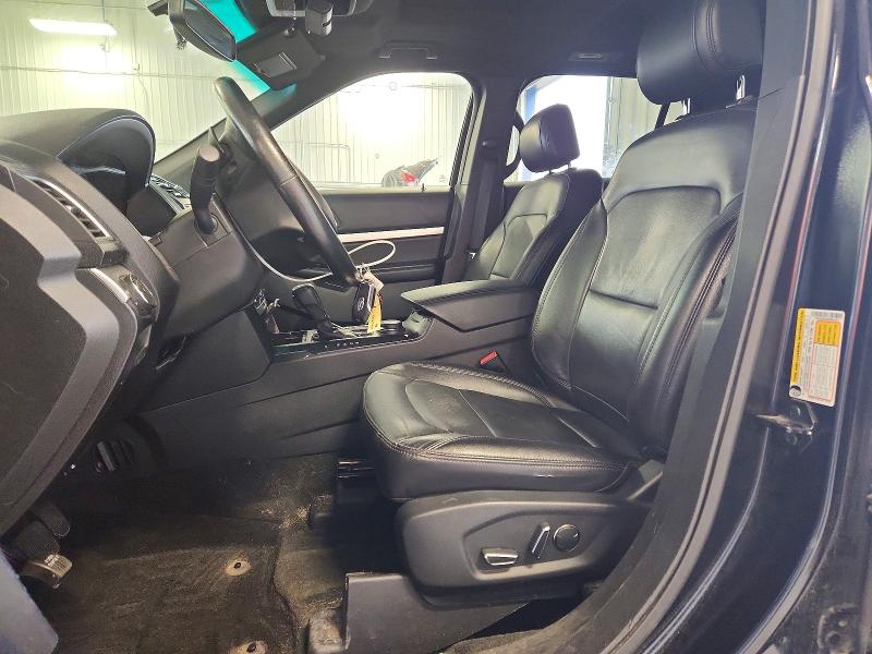 60867796 :رقم المزاد ، 1FM5K8D84HGB63621 vin ، 2017 Ford Explorer مزاد بيع