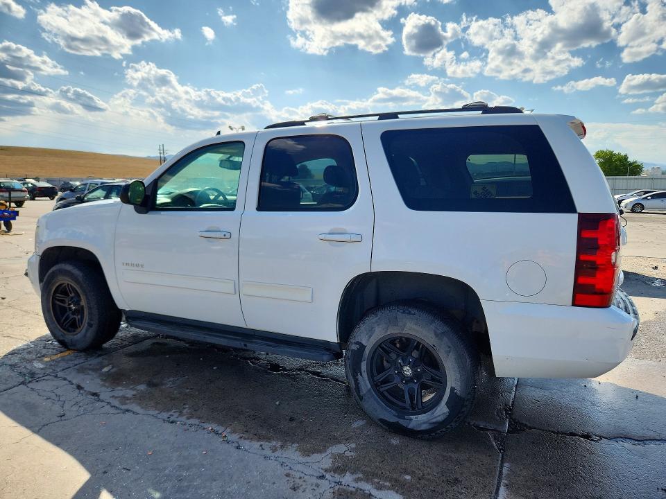 61152246 :رقم المزاد ، 1GNSKAE08DR140503 vin ، 2013 Chevrolet Tahoe مزاد بيع
