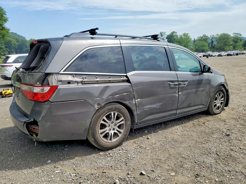 60128076 :رقم المزاد ، 5FNRL5H40DB047894 vin ، 2013 Honda Odyssey مزاد بيع