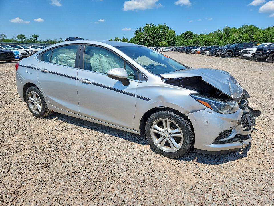 Продаж на аукціоні авто 2017 Chevrolet Cruze, vin: 1G1BE5SM0H7272325, номер лоту: 60940576