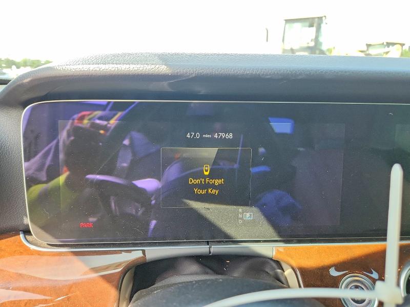 62047236 :رقم المزاد ، W1KZF8DB0MA909037 vin ، 2021 Mercedes-benz E مزاد بيع