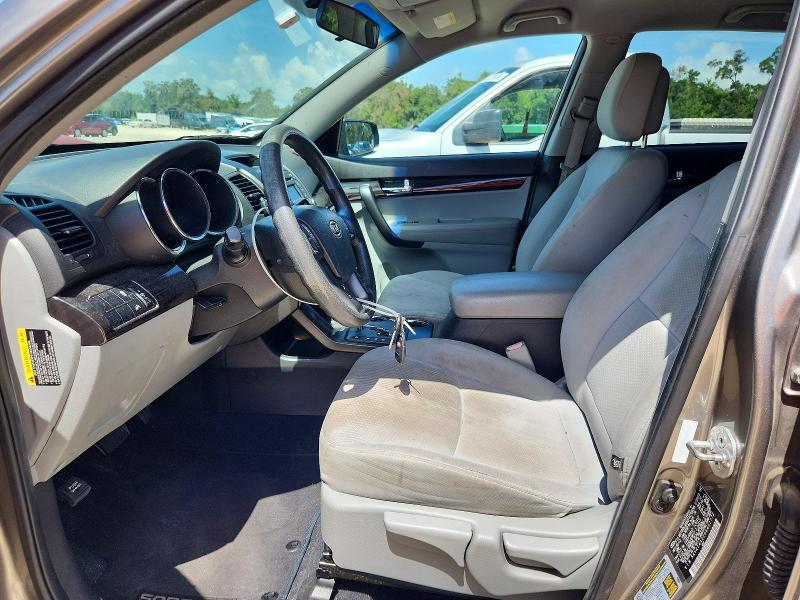 2013 Kia Sorento მანქანა იყიდება აუქციონზე, vin: 5XYKT4A22DG402772, აუქციონის ნომერი: 61008176