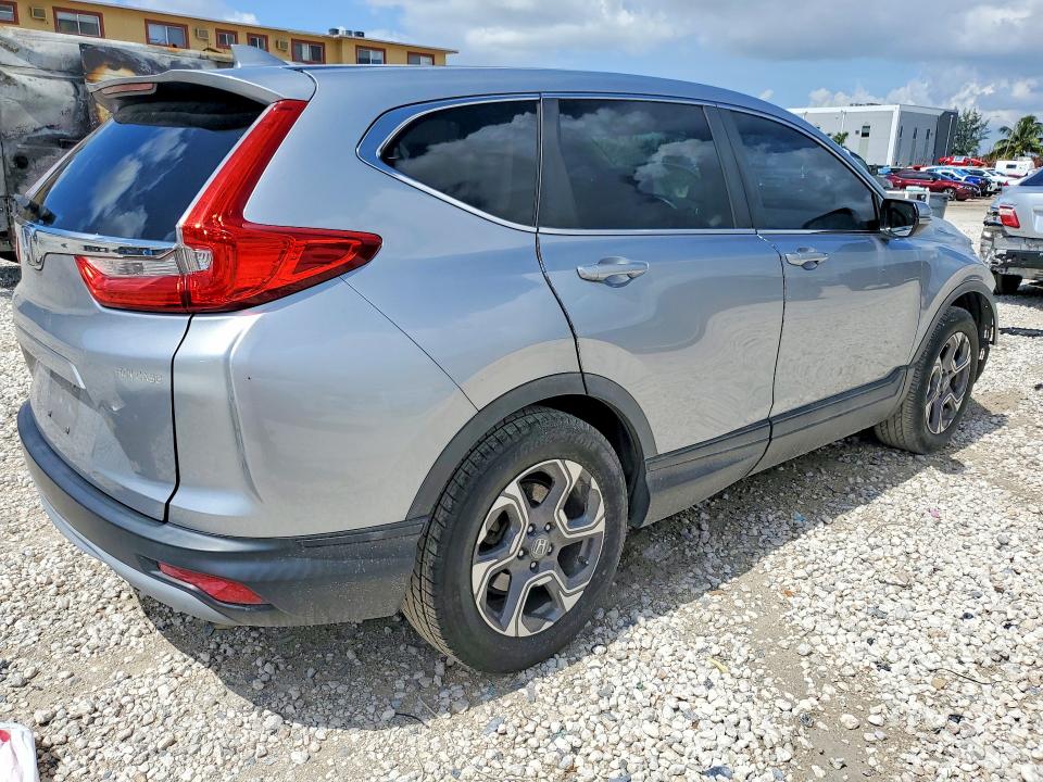 62000866 :رقم المزاد ، 7FARW1H52HE041257 vin ، 2017 Honda Cr-v مزاد بيع