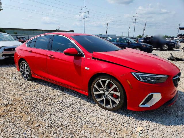 61135846 :رقم المزاد ، W04GS6SS3J1103896 vin ، 2018 Buick Regal مزاد بيع