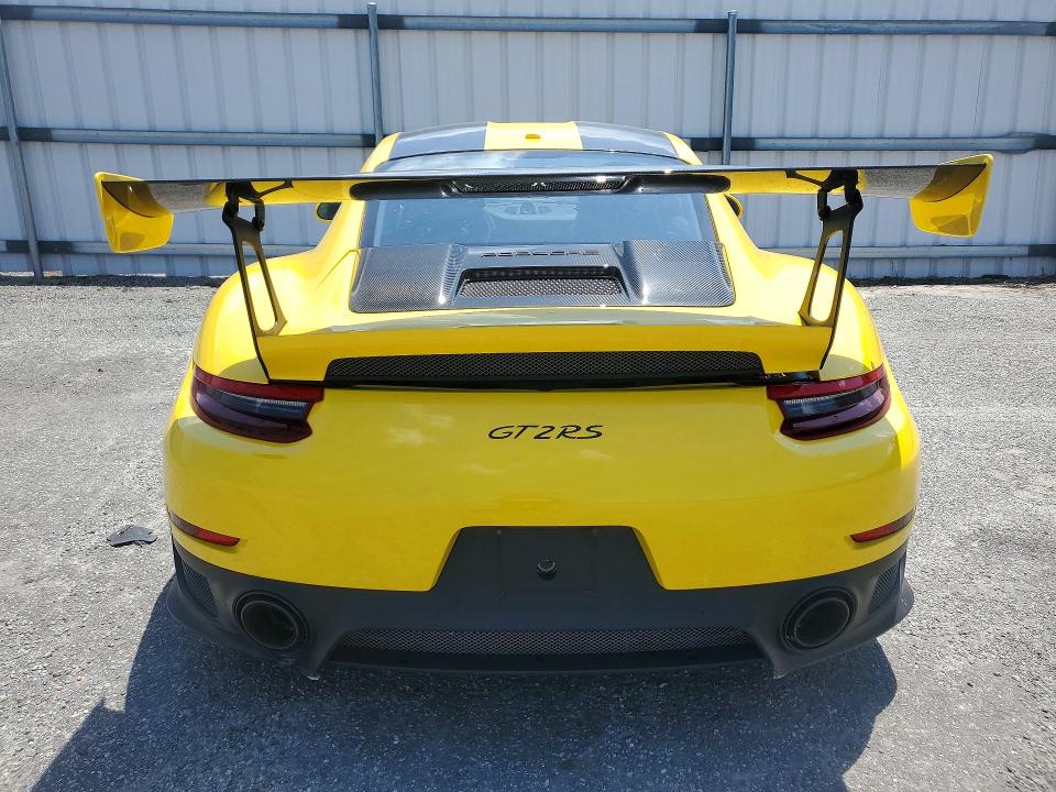 59167236 :رقم المزاد ، WP0AE2A93JS186024 vin ، 2018 Porsche 911 مزاد بيع