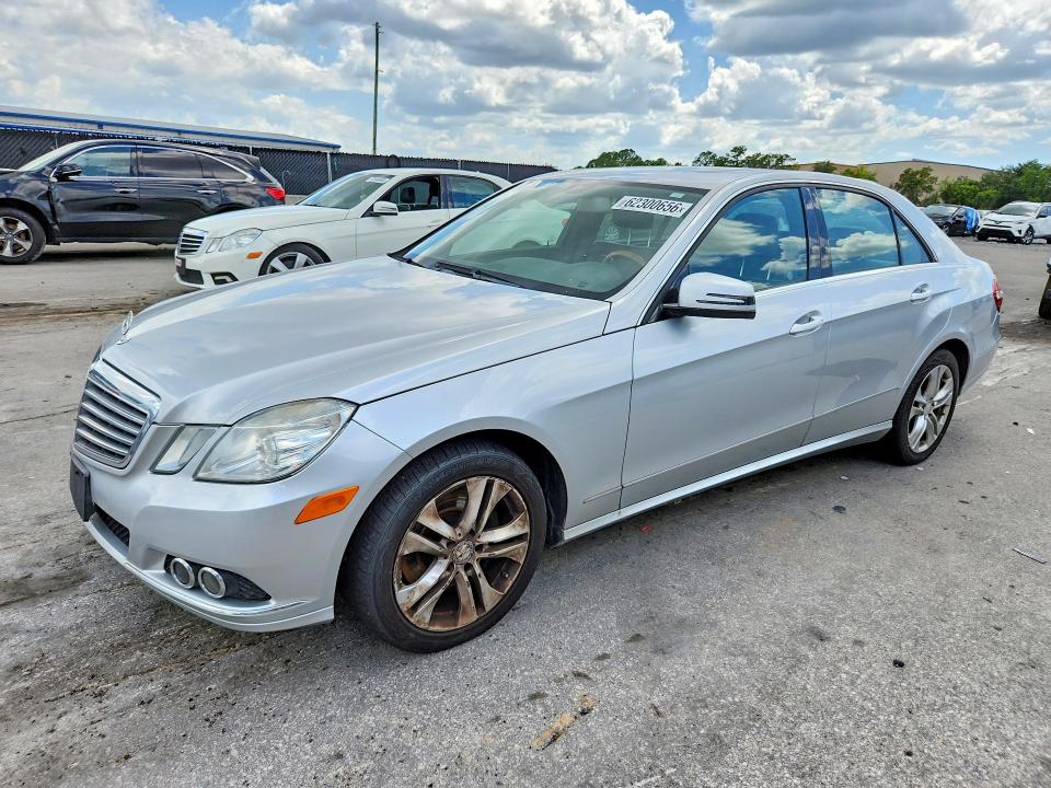 2010 Mercedes-benz E მანქანა იყიდება აუქციონზე, vin: WDDHF8HB1AA113480, აუქციონის ნომერი: 62300656