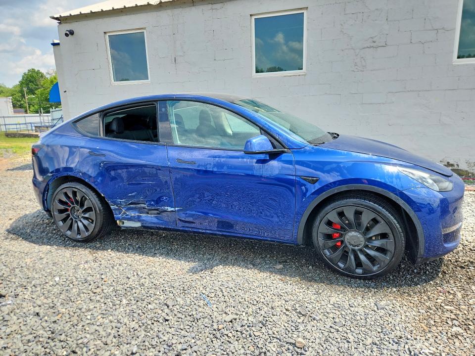 Продаж на аукціоні авто 2022 Tesla Model Y, vin: 7SAYGDEF0NF414443, номер лоту: 58078456