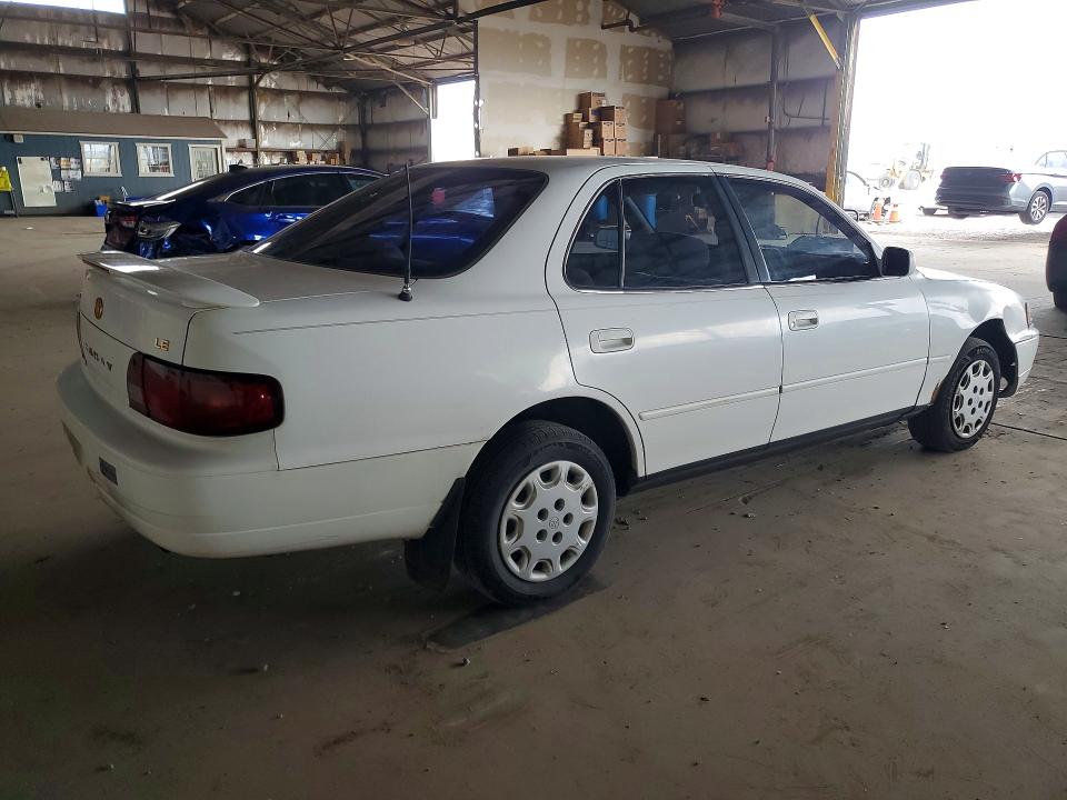 1996 Toyota Camry მანქანა იყიდება აუქციონზე, vin: JT2BG12K1T0414474, აუქციონის ნომერი: 61773066