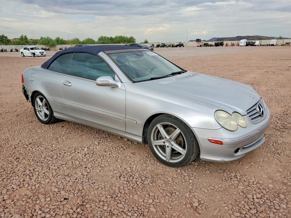 60648356 :رقم المزاد ، WDBTK65G95T041313 vin ، 2005 Mercedes-benz Clk مزاد بيع