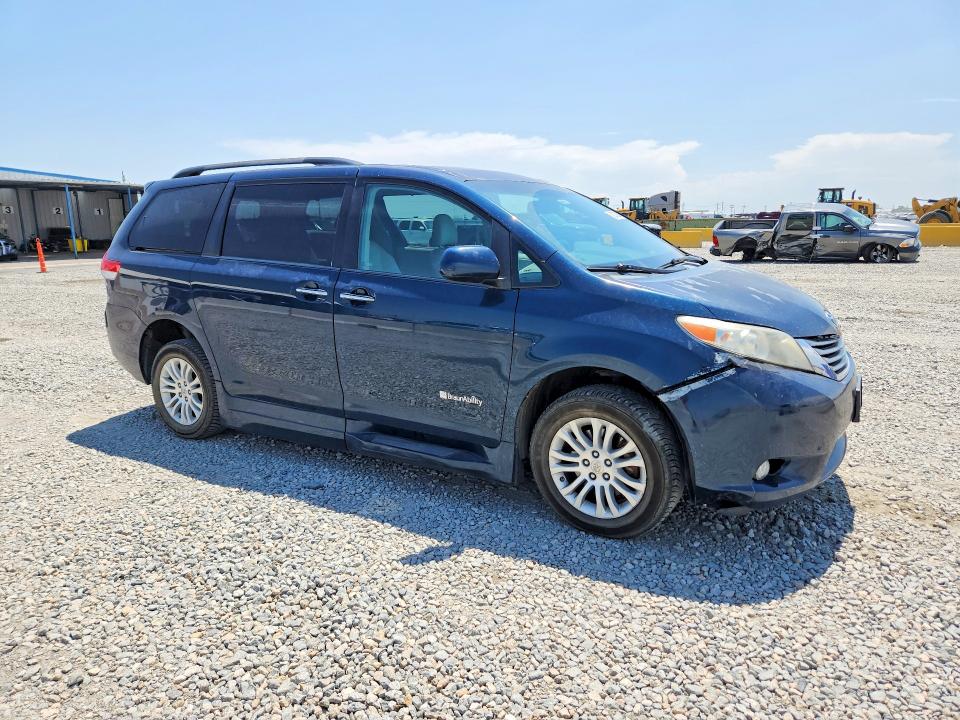 2012 Toyota Sienna მანქანა იყიდება აუქციონზე, vin: 5TDYK3DC6CS240187, აუქციონის ნომერი: 62237536