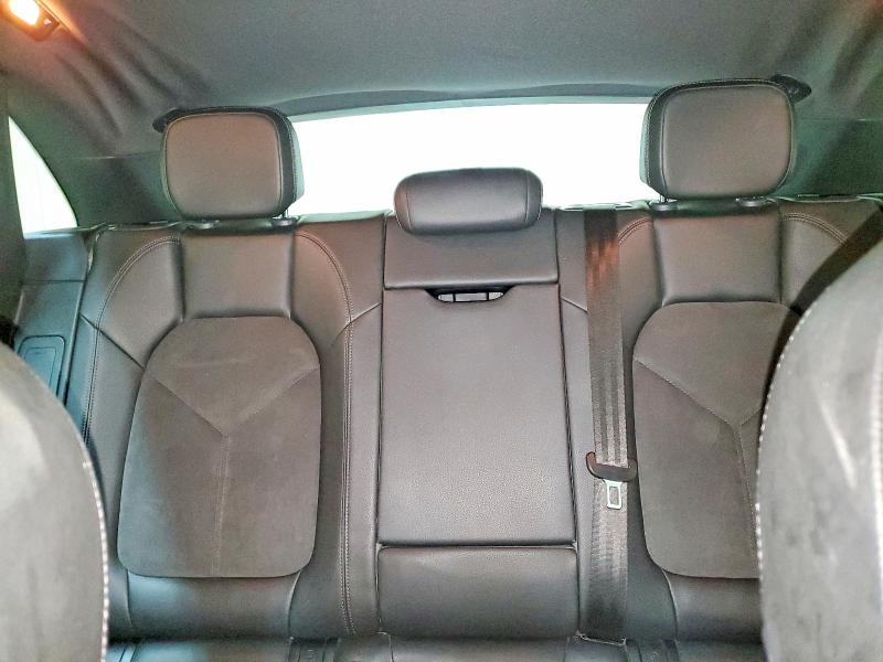 62774306 :رقم المزاد ، WP1AB2A50FLB52533 vin ، 2015 Porsche Macan مزاد بيع