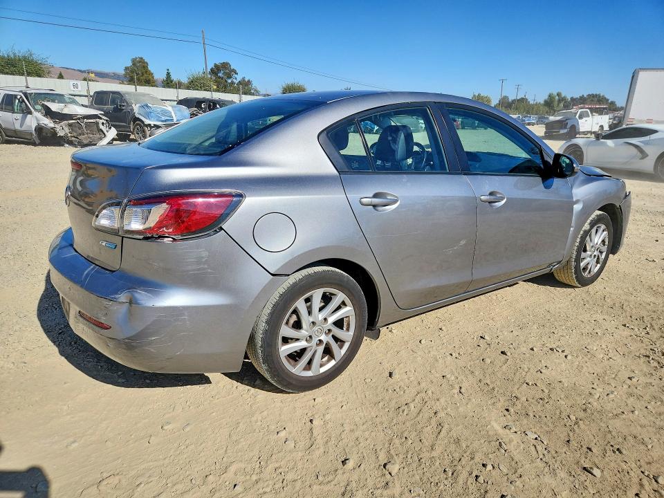 2012 Mazda 3 მანქანა იყიდება აუქციონზე, vin: JM1BL1W88C1616515, აუქციონის ნომერი: 63355096