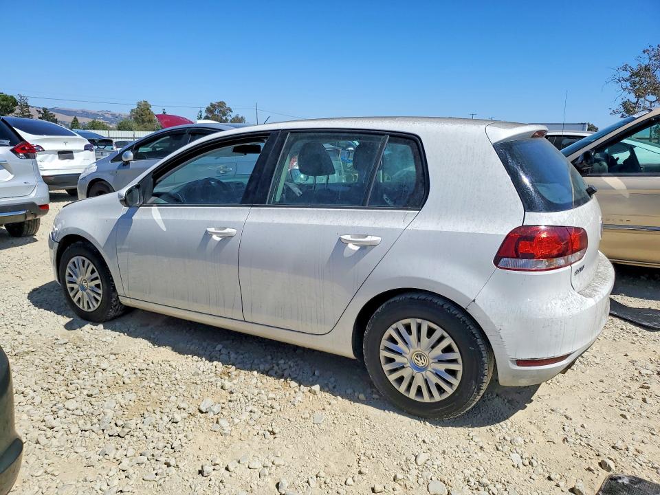 62086066 :رقم المزاد ، WVWDB7AJ1DW131758 vin ، 2013 Volkswagen Golf مزاد بيع