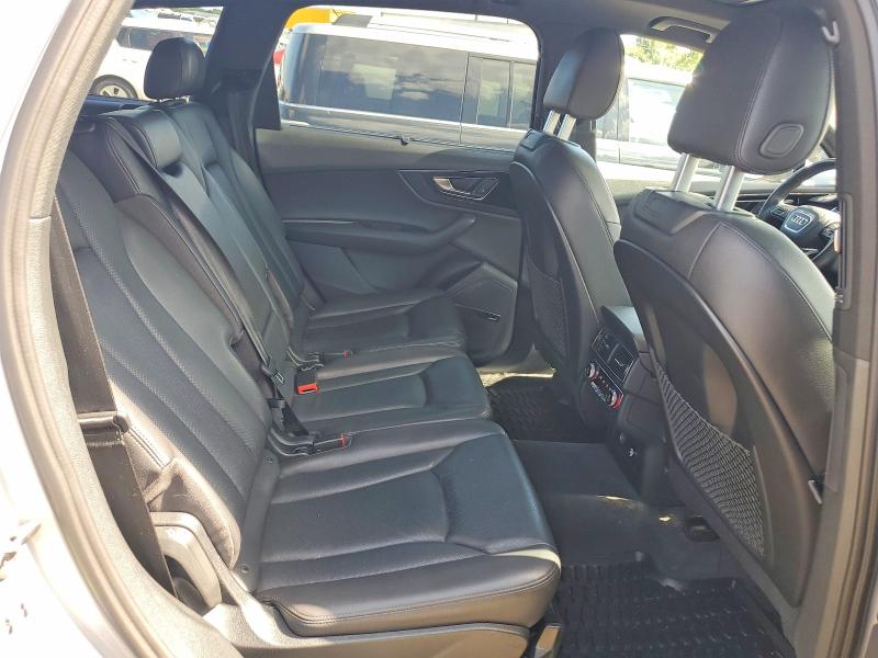 62173916 :رقم المزاد ، WA1VAAF78JD018750 vin ، 2018 Audi Q7 مزاد بيع
